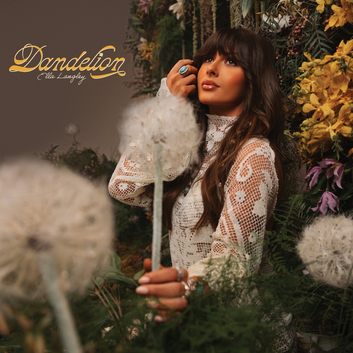 langleysource's tweet photo. “Broken” has surpassed 25 million streams on Spotify. It's her 27th song to achieve this on the platform. https://t.co/T5x7Wf2wR5