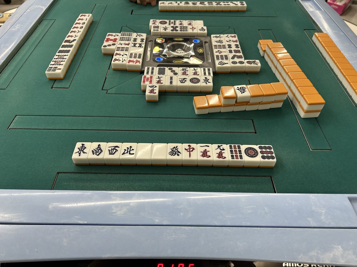 mahjong_toro's tweet photo. こんにちは🌞
本日も10時〜24時営業🈺
ヨンマフリー稼働中🆓
貸卓のご予約も大歓迎です🙌
ご来店お待ちしております‼️ https://t.co/FYLFYq64sj