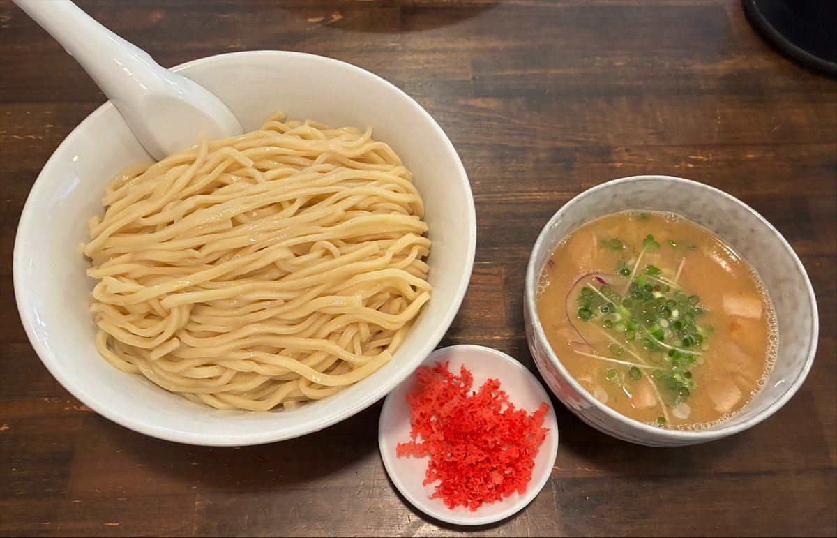 46Pippi's tweet photo. 2年ぶりのグンマーー
息子のリクエストでやって来た
🍜めっ���ゃ久々でした
😋うまかった✨✨ https://t.co/uDgJuactxc