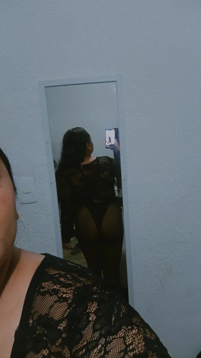 Less06b's tweet photo. Hoy vinimos a @TAKISWINGER Esperamos ver a parejitas por aquí 🥰 https://t.co/9Jm43snyUA