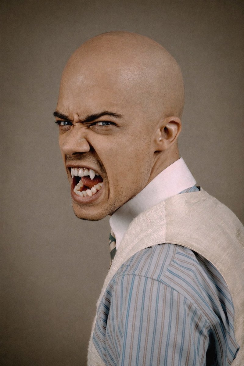 lestattitude's tweet photo. it’s that bald louis time of the night https://t.co/ILjZgRE69n