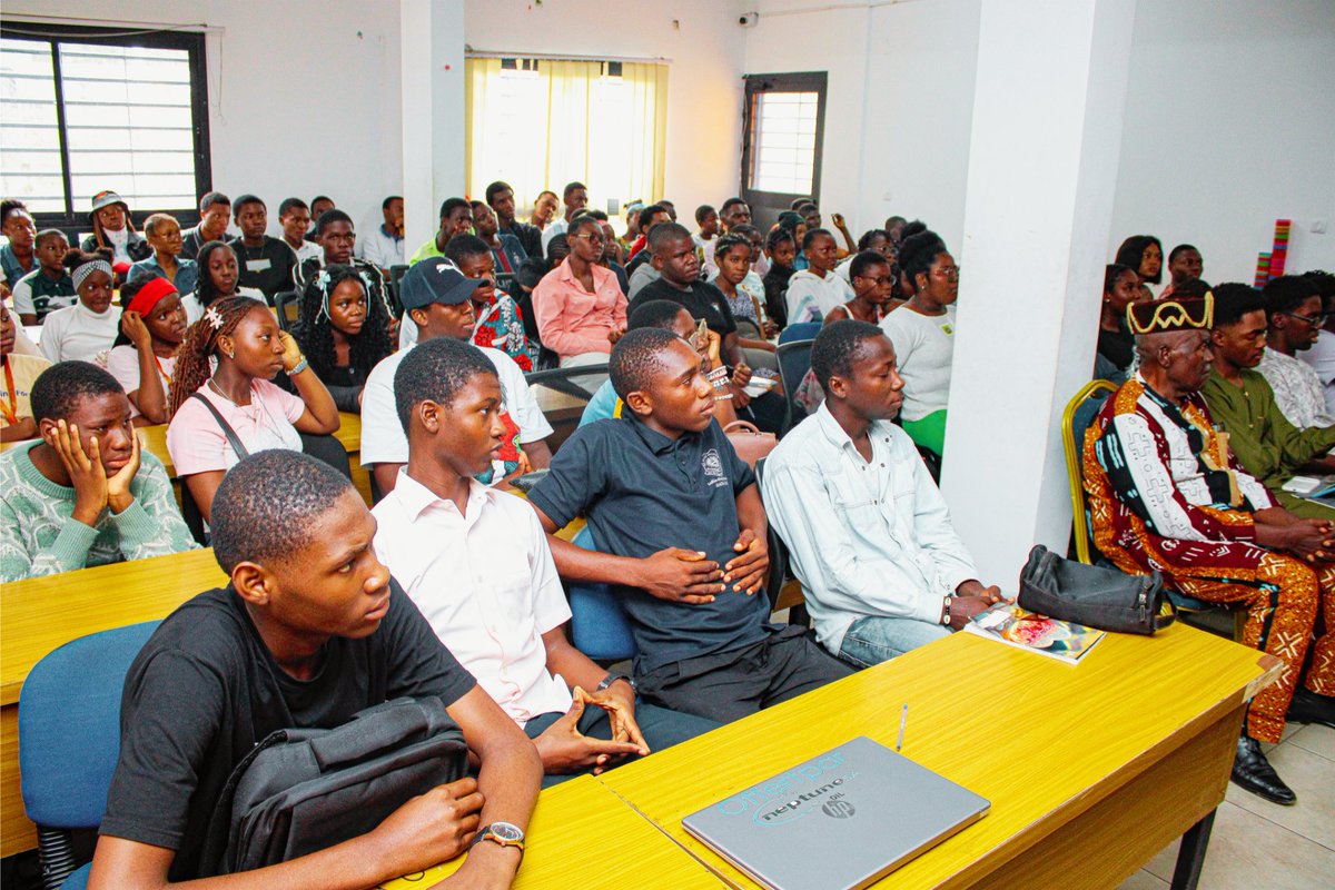 AllStriving's tweet photo. Creating opportunity begins by listening to young people.

SFA Founder @GNgambia  recently visited our Thrive Center in Douala, Cameroon, meeting with students to hear their ideas, answer questions, and encourage them to pursue their goals.

https://t.co/BlSblpKg7g https://t.co/qQXQ3jm9tI