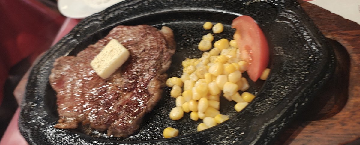 myonalpine's tweet photo. ステーキとハンバーグランチ https://t.co/ZjGPT2JRE7