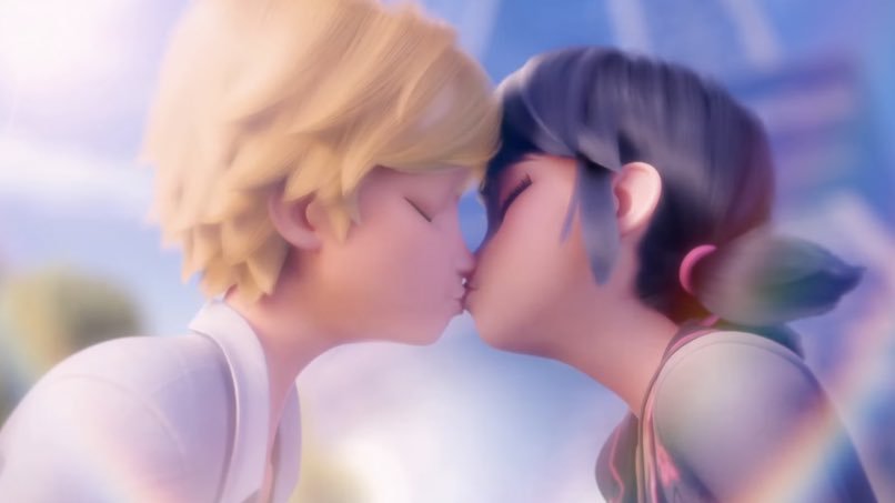 LucasPlay1901's tweet photo. 🕯️🛐 ¡ADRINETTE UNIDO EN SEASON 7! 🛐🕯️
#MiraculousLadybug #Miraculous #MLB10Th
#MarinetteDupainCheng #AdrienAgreste #LB https://t.co/BaWhv2YogT