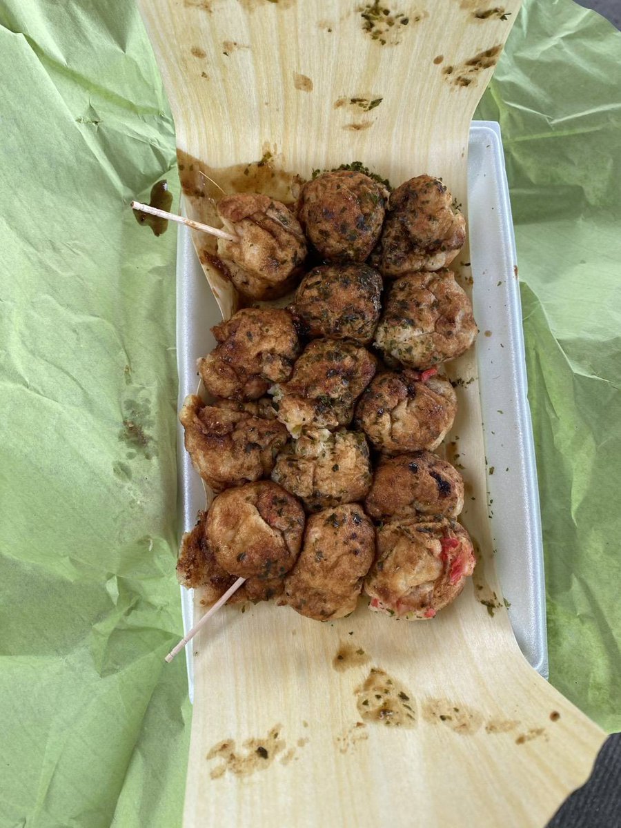 taiga4112's tweet photo. 温泉入ってたこ焼きやはしご https://t.co/kHhnWMwfPm