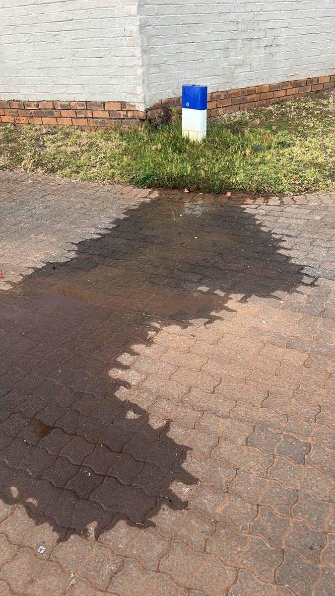 KP2701's tweet photo. @JHBWater leaking water meter at 991 Bokspoor Avenue, Allen’s Nek, Roodepoort https://t.co/zWHLOw2F2C