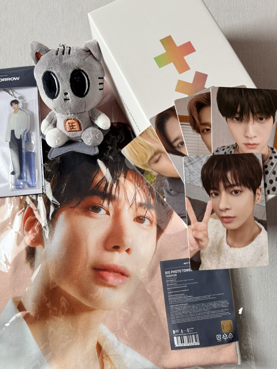 Miyjsjq's tweet photo. TXTのグッズ届いた😽💘🌟
ダゴニャンいっぱい持ち歩くㅠ ‧̫ ㅠ♡ https://t.co/LZ49pOT9bf