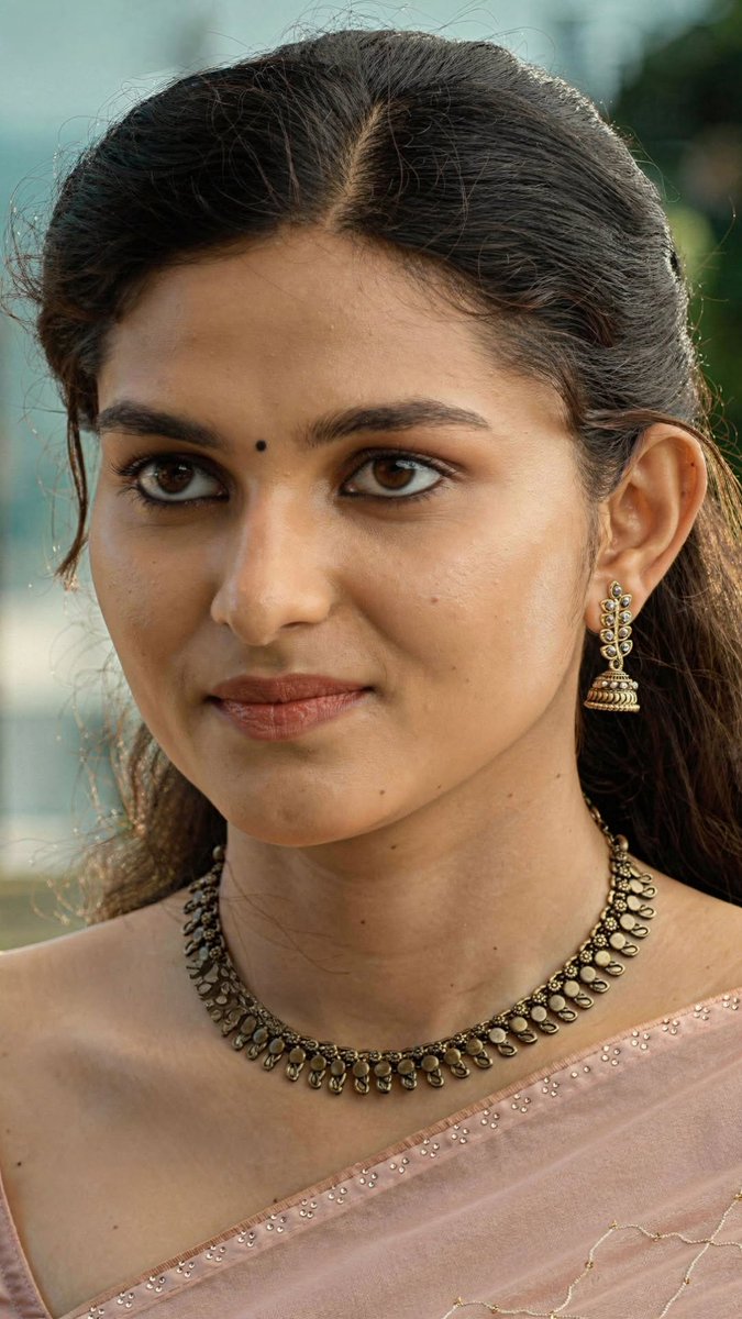 Johnsmithzdwl's tweet photo. 35 lakhs lam nama kita ilama...300 ruba vena tharen...un jattiya kalati en moonji mela ukkanthu orey oru kusu matum vittu nalla thechu vidu athuve podhum 🤤🥵 Kayadulohar https://t.co/61OV5ObNCf
