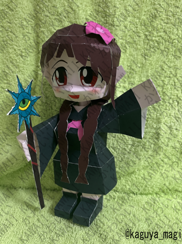 kaguya_magi's tweet photo. @Tokyocrab ありがとうございます、こういう機会を待っておりました。
一次創作のうちの子から、ゲーム、アニメのファンアート、絵師様のうちの子の立体化のお手伝いなどもしている紙人形師でございます。
よろしくお願いします！
#活動者さん交流会
#絵描きさん交流会 https://t.co/KUJ2gynjHg