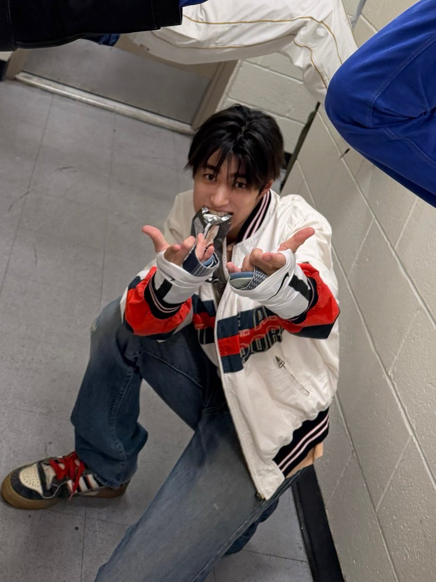 keonholds tweet picture