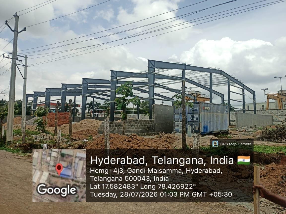 Madhav51599199's tweet photo. CYBERABAD MUNICIPAL CORPORATION-DUNDIGAL CIRCLE-59 LIMIT'S..

 -దుండిగల్ మున్సిపల్ అధికారుల బరితెగింపు విధులు.. అక్రమ కట్టడాలతో..! ప్రభుత్వ ఖజానాకు చిల్లు..! అధికారుల జేబుల్లోకి మళ్లింపు అంటూ విమర్శలు..

-అధికారుల జేబులు నింపుతున్న అక్రమ నిర్మాణాలు, షెడ్లు..? మాజీ కౌన్సిలర్ ఫిర్యాదు చేసినా..! సిఫార్సుల పేరిట, ఏసిపి-టిపిఎస్ అక్రమార్కులకే ప్రాధాన్యత..?

-పోలీస్ స్టేషన్ సమీపంలో ఓ భారీ షెడ్డు‌ నిర్మాణం.. పక్కనే మరో అక్రమ నిర్మాణం.. దుండిగల్ టౌన్‌ప్లానింగ్‌లో రాజ్యమేలుతున్న వసూల్ దారులు..?

-సైబరాబాద్ మున్సిపల్ కార్పొరేషన్ నుండే ఈ దందాకు తెరలేపుతున్నట్లు సమాచారం.. అధికారపార్టీ నేతల సిఫార్సులు ఉన్నాయని సిఎంసి నుండి ఫోన్‌లు..?

-ఇదే అదనుగా సిఫార్సులు ఒక నిర్మాణానికి అయితే, మరో 10 అక్రమ కట్టడాలకు సహకరించడమే ఏసిపి-టిపిఎస్ పనిగా పెట్టుకున్నారని ఆరోపణలు..?*

-అలంకార ప్రాయంగా సర్కిల్ డిప్యూటీ కమిషనర్.. బెల్లం కొట్టిన రాయిలా మౌనం.. డీసీ దృష్టికి తీసుకెళ్ళినా ప్రయోజనం శూన్యం.. తిలాపాపం తలాపిడికెడు..? అంటూ విమర్శలు..

-అక్రమ షెడ్డు, కట్టడాలపై ఫిర్యాదు చేసినా, దున్నపోతు మీద వర్షం పడిన వైనం..? పక్కనే ఓ మార్వాడికి చెందిన రెండు పర్మిషన్‌లతో,ఒకటే వ్యాపార సముదాయం.. అక్రమ నిర్మాణానికి టిపిఎస్ ముఖేష్ సింగ్ సహకారంగా ఆరోపణలు..

-నిరంజన్ కాలనీలో జనార్థన్ రెడ్డి, లావణ్యల వేరువేరు అనుమతులతో, కలిపి ఒకటే కమర్షియల్ కాంప్లెక్స్.. అధికారపార్టీ, అండ్ బీఆర్ఎస్ నాయకుల బంధువు ది అంటూ, జనార్థన్ రెడ్డికి సిఫార్సులు ఉన్నాయని చెబుతున్న టౌన్‌ప్లానింగ్..
@revanth_anumula @Comm_HYDRAA @TelanganaCMO @TelanganaCS @PrlsecyMAUD @CMC_Offcl   @MC_Cyberabad @zcquthbullapur @dcdundigal59 @DC_Dundigal @Commissionerdu2 @TelanganaACB @TGVIGENFO @GHMCOnline @CommissionrGHMC @Min_SridharBabu @UttamINC @akula_bjp @kp_vivekanand @RajuShambipur @KunaSrisailam @HanmanthKolan