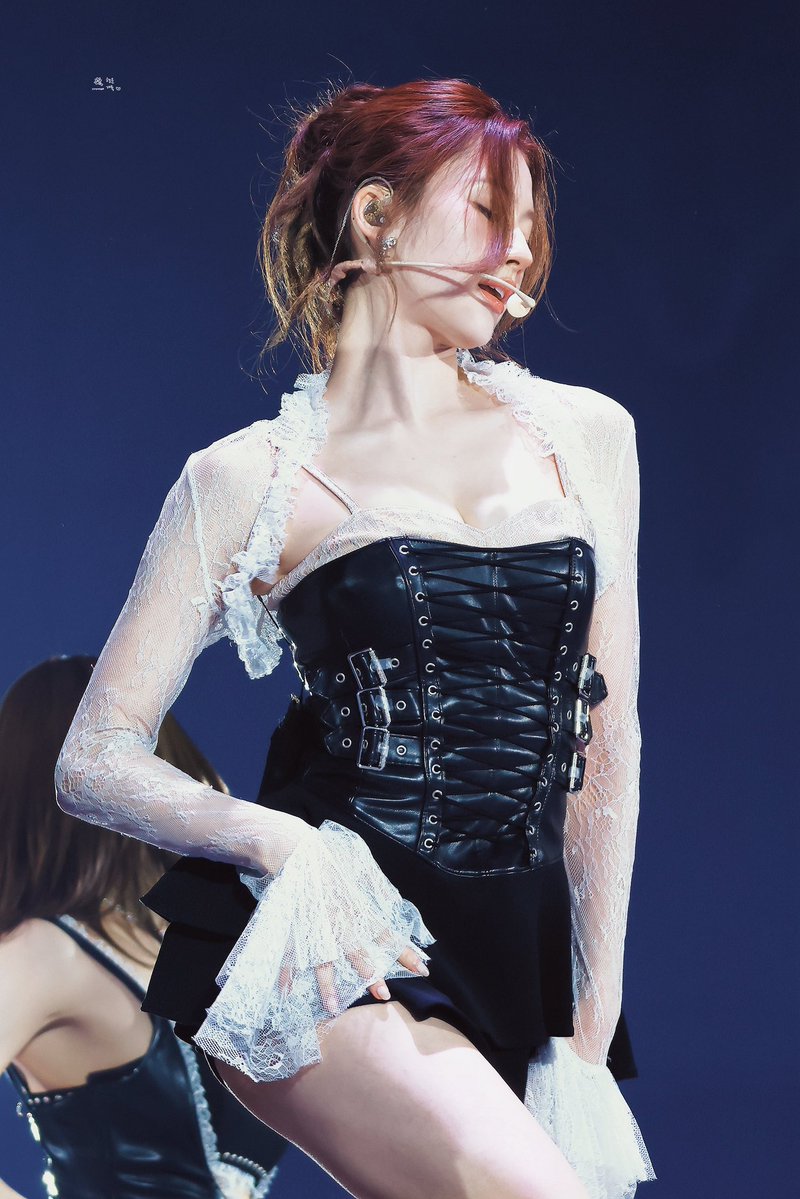 yzywgd_'s tweet photo. 260712

#사나 #SANA #サナ
#트와이스 #TWICE https://t.co/MT9cRCiuLM