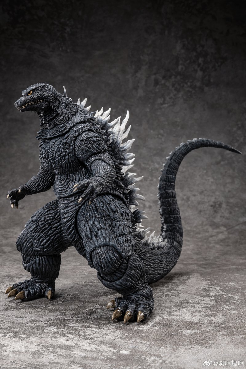 NyongGong's tweet photo. New Hiya Toys Godzilla (2002) Photos From Weibo's 啊啊煌啊. https://t.co/dWJger8aQj