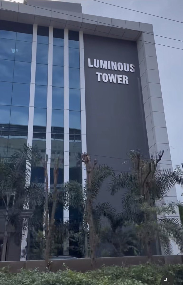 manas_muduli's tweet photo. Luminous Tower, Infocity, Bhubaneswar.

This is Luminous Infoways, an IT company founded by Odia entrepreneur Tapan Mohanty, who is the company’s Founder, CEO and MD. https://t.co/x9jUzYEdCC