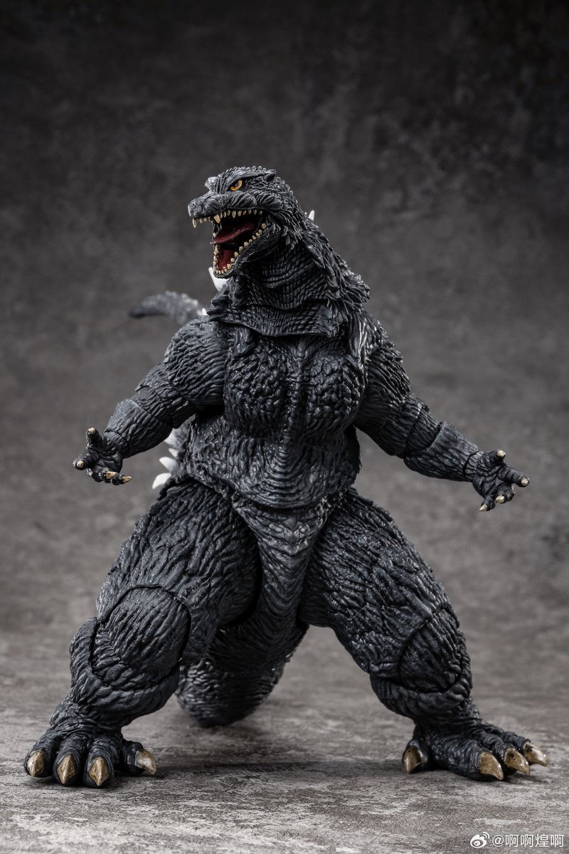 NyongGong's tweet photo. New Hiya Toys Godzilla (2002) Photos From Weibo's 啊啊煌啊. https://t.co/dWJger8aQj
