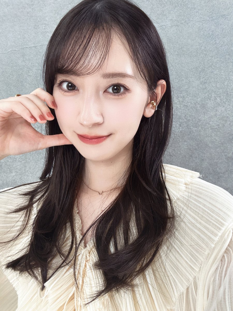 hinatazaka46's tweet photo. 【ブログ更新☀️ 金村美玖】 明日、明後日、その先も！ https://t.co/K2DLSTe0NK #日向坂46 #金村美玖 https://t.co/m0AOTSKdtb