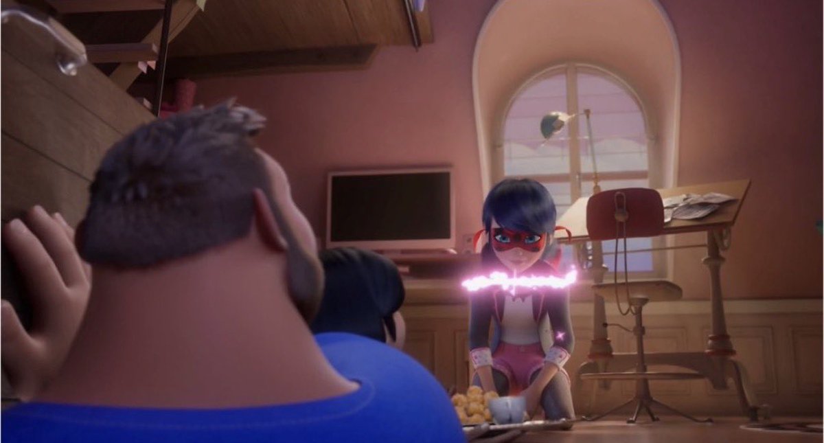 AKUM4NETTE's tweet photo. imagine showing this frame to a 2018 miraculous fan #mlbs6spoilers https://t.co/q0VMlqwric