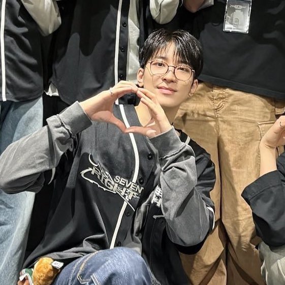 wonmekie's tweet photo. i ⚪️ you too https://t.co/buqXlRNtQj