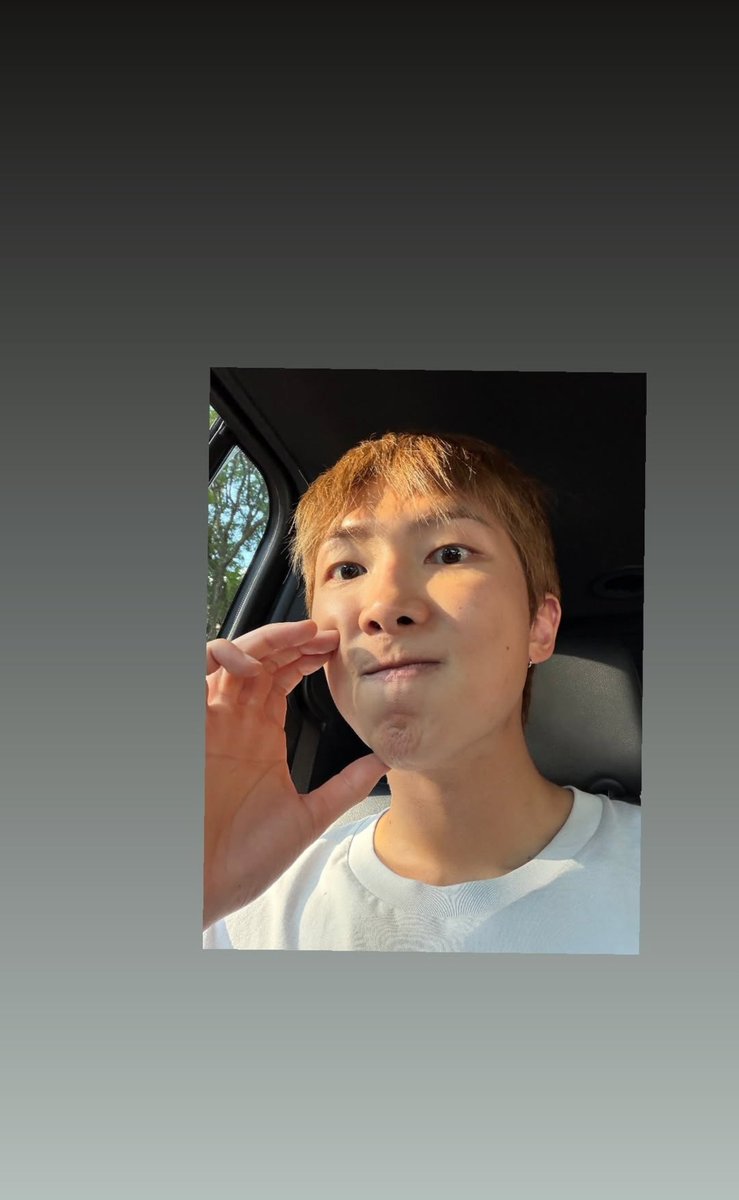 NMJOONKIM's tweet photo. AHHHH CUTIEPIE 🤏🥰 https://t.co/05pOVKsoAB