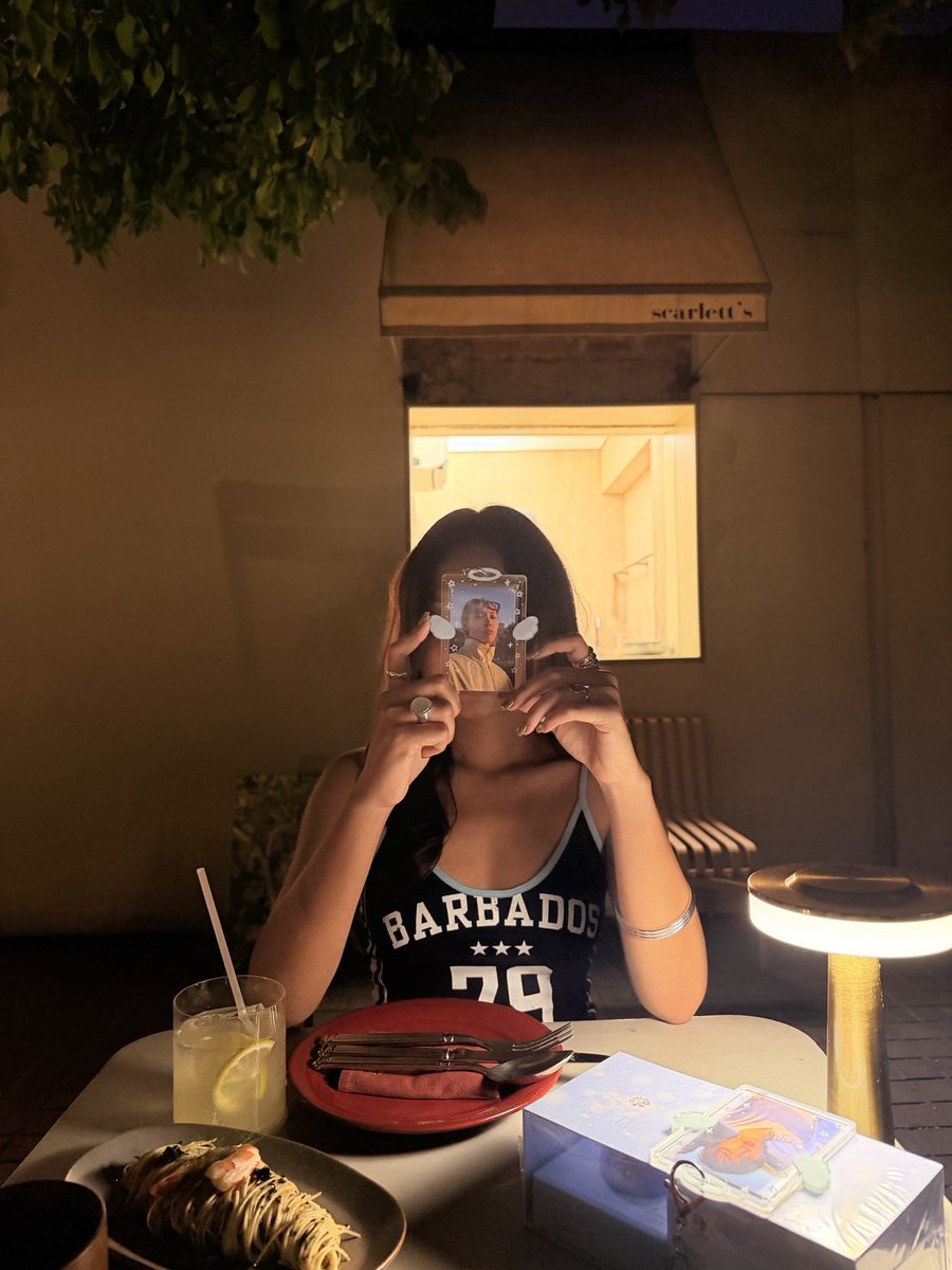 deyjjuuu's tweet photo. martin girl 🤝🏻 juhoon girl finally meeting irl 😍🫶🏻
@marthinkJ https://t.co/Uj94MKkDD2