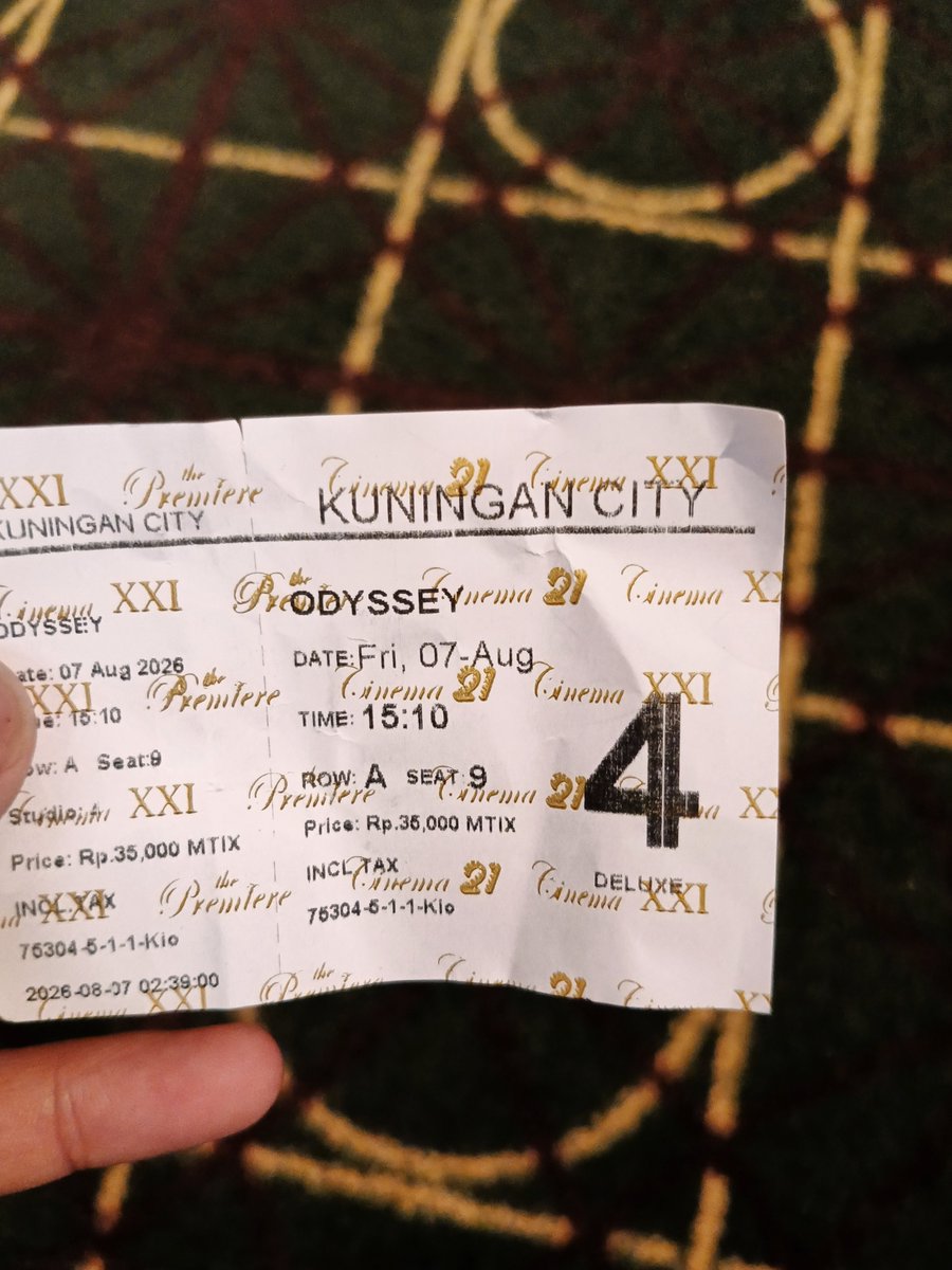 manfish31's tweet photo. 8/10 walau gw ketiduran diawal film🙃
#latepost https://t.co/Xn3nwmUL43