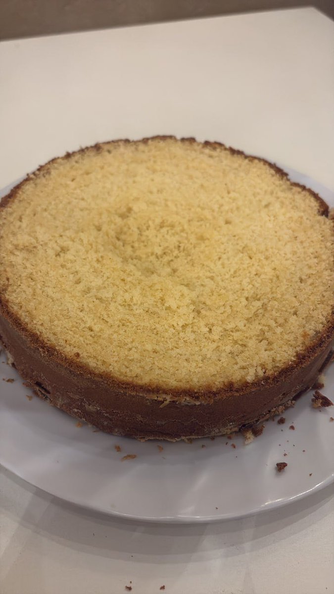 SephLunaff's tweet photo. want a bite? 👀 https://t.co/tsScQmiy45