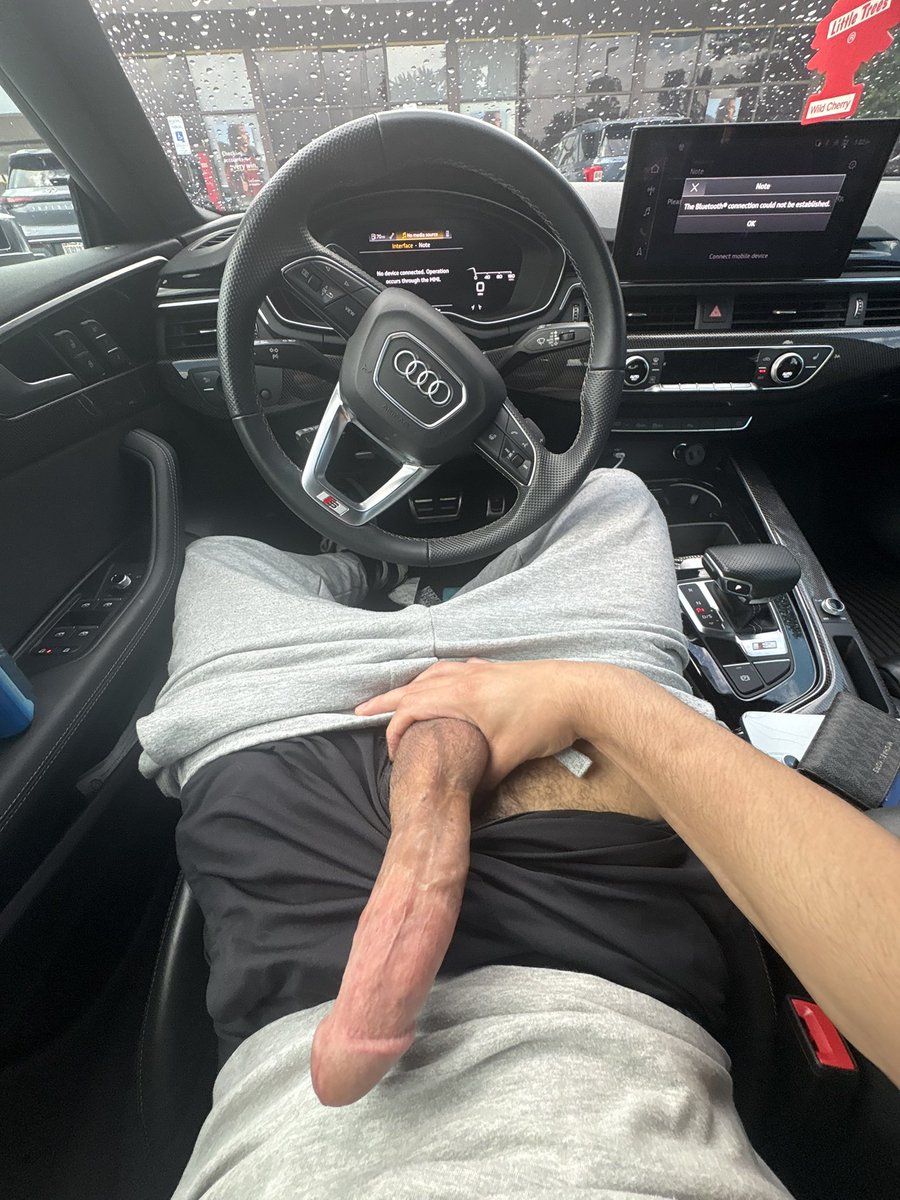 nathenialstal's tweet photo. Rt if you sucking my 3rd leg🤪message me if ur bold https://t.co/Pj48Z3tUP8