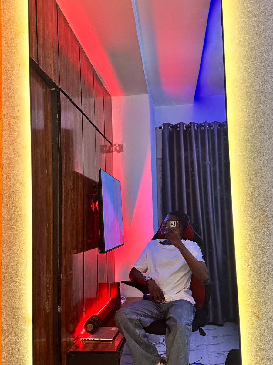 REXXIELOTAX's tweet photo. Happy G Day to me. 🖤🎂

Another year, still ten toes. 🥶
Ain’t fold, ain’t switch, ain’t beg for a seat.

Built from pressure, made for whatever comes next.

Thank you to everyone for being part of my journey
Let's keep doing more, win or win https://t.co/fFdt4JofYX