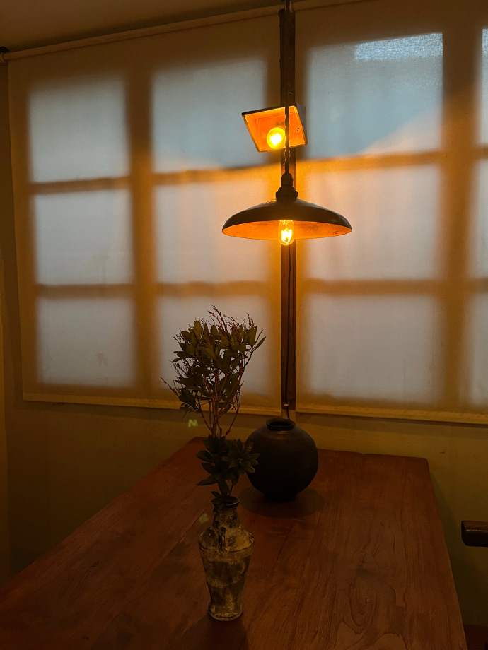 sk3787's tweet photo. Just caught myself smiling for no reason at 2 AM—small, warm reminder that peace lives in the quiet unplanned moments. https://t.co/4F03kH1V1g