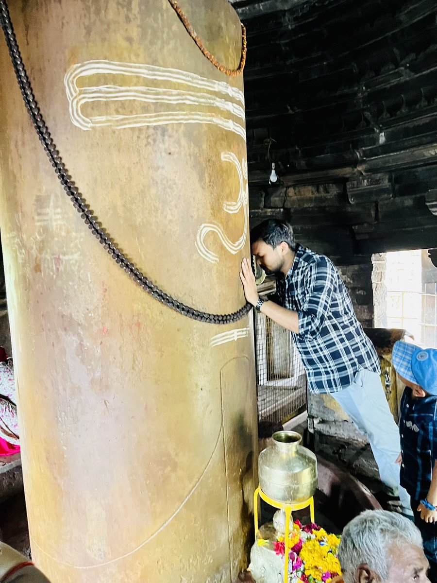 Purneshverma's tweet photo. @AmitabhJha3 दादा खजुराहो में एक और बहुत सुंदर मंदिर मतंगेश्वर महादेव 🙏🏻🙏🏻 https://t.co/BRQ7gZA754