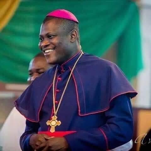 EkeneAninze's tweet photo. If you have seen this face appear on your TV or phone screen to criticize Cardinal Onaiyekan, just disregard it.

Why?

Because the supposedly Bishop does not speak in the capacity of a Bishop, but as a political appointee.

Bishop Stephen Adegbite was appointed as the Executive Secretary of the Nigerian Christian Pilgrim Commission in January 2024 by President Bola Ahmed Tinubu.

In 2025, he assumed the role of Chaplain of the Aso Rock Villa Chapel.

Bishop Adegbite currently holds both positions concurrently.

So, do you expect such a man to speak any truth contrary to the position of his appointor?

Of course not.

When I heard him speak, I had to go and search about him because I realized something was not right.

Here you have it...

Lol.

I am Ekene Aninze, Esq.
