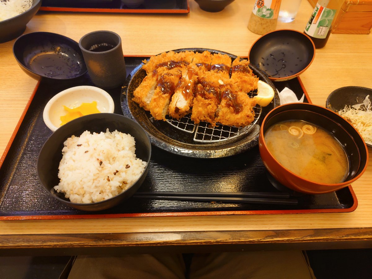 oppy1013's tweet photo. お昼です😊 https://t.co/XX1qu5YUqD