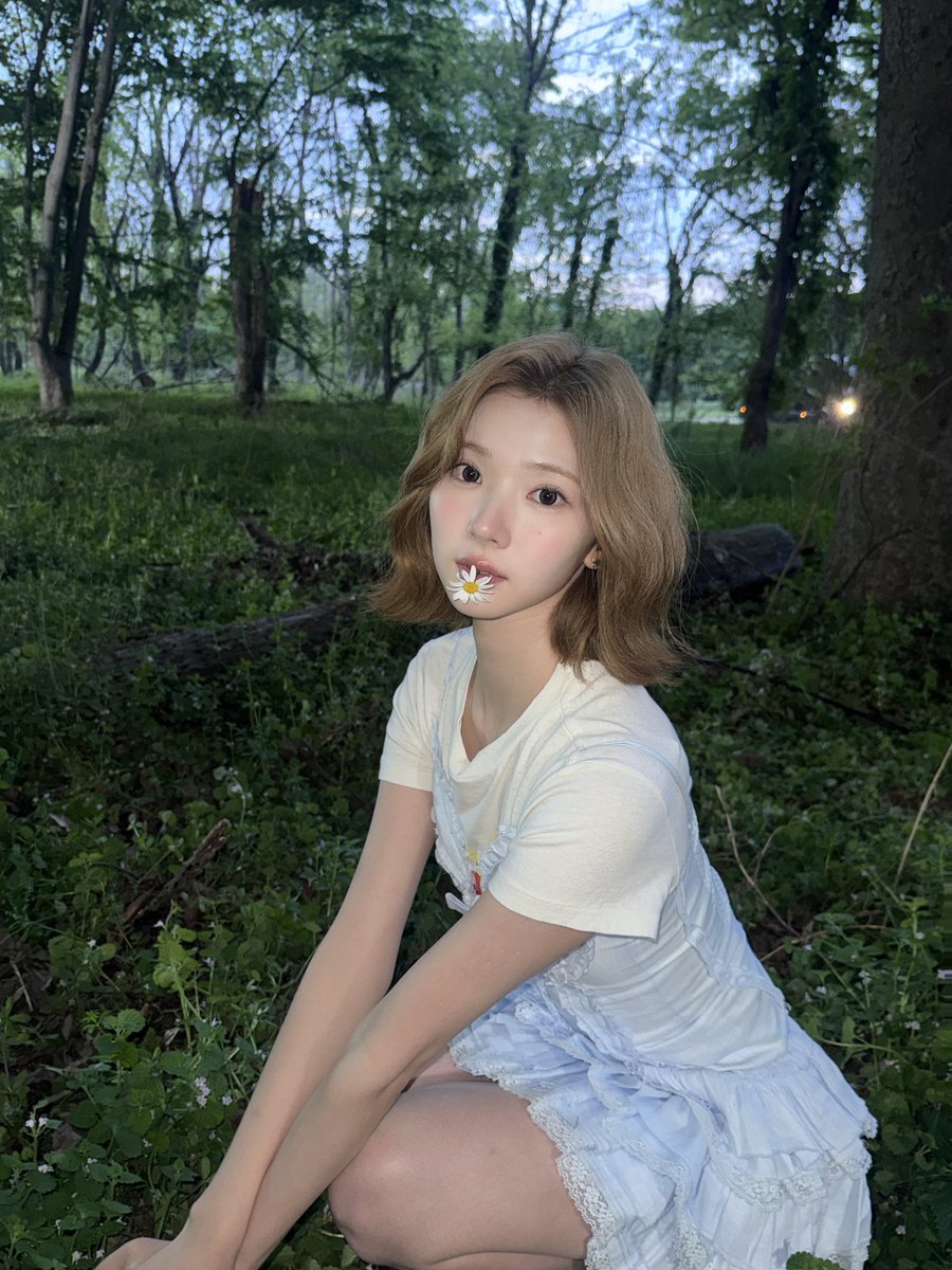 H2H_INA's tweet photo. 260808 #JIWOO weverse post

🩵🌼🪽💭

#Hearts2Hearts #하츠투하츠 #H2H
@Hearts2Hearts https://t.co/ItF8nn7K5k