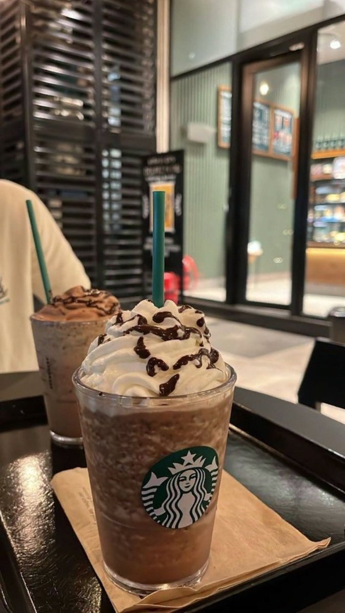 MaxwellSwago's tweet photo. Good Morning and Happy weekend guys!🥂

Today is not for catching up.

Today is for sitting longer with your coffee, saying no without explaining, and remembering that rest is also progress.

Protect this Saturday like it’s the only one you’ll get this month.

What’s one thing you’re deliberately not doing today?