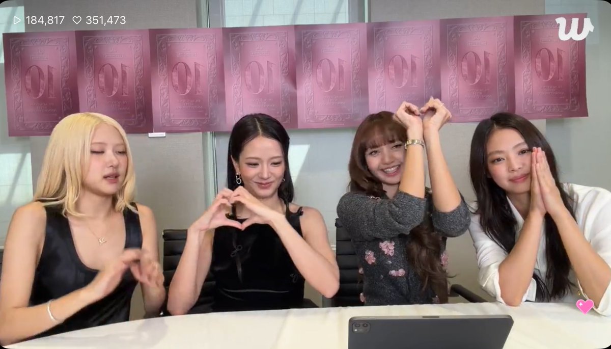 bvlgrlisa's tweet photo. BLACKPINK I MISS YOU I LOVE YOU PLS DONT LEAVE ME https://t.co/J7la5TVt56