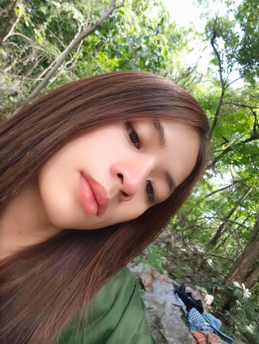 HarperRams10825's tweet photo. เย๊สฟรีรีมาค่ะ #ในป่า https://t.co/cfCTK5QhJ9