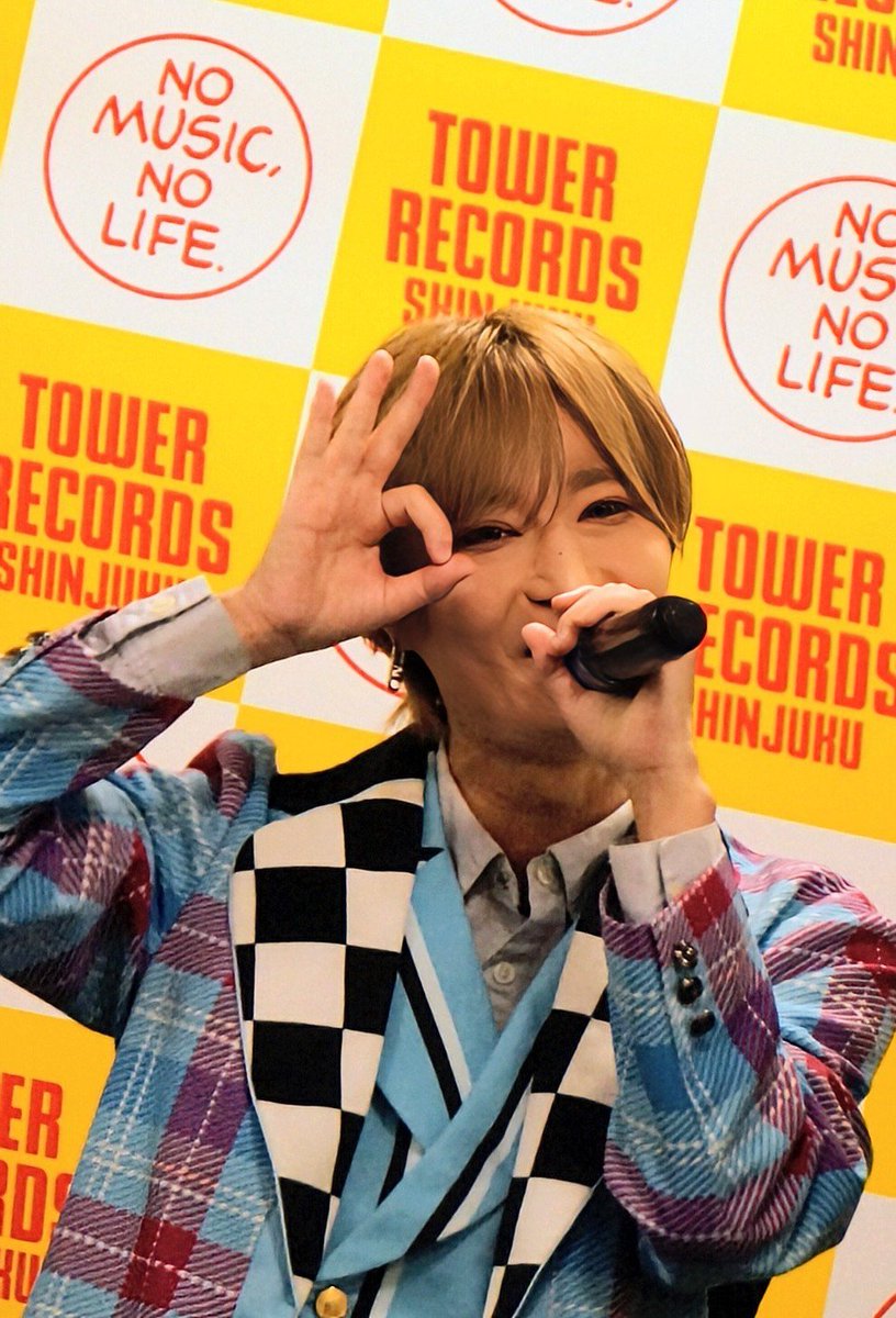 K___a0327's tweet photo. 2026.07.30 タワレコ新宿🎤

 #成瀬敦志 (@miss_you1225 )
 #甘党男子 

神奈川が生んだ2次元フェイス(ง ˘ω˘ )ว https://t.co/vqhUsf9nBO