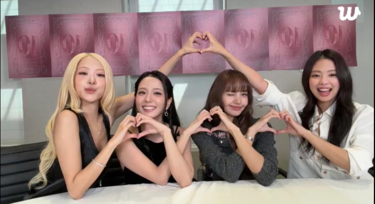 pinkshlvy's tweet photo. BLACKPINK 🖤💗
DECADE WITH BLACKPINK

#BLACKPINK10thAnniversary

#BLACKPINK_FOURever

#10YearsWithBLACKPINK https://t.co/nNb7y7Liu0