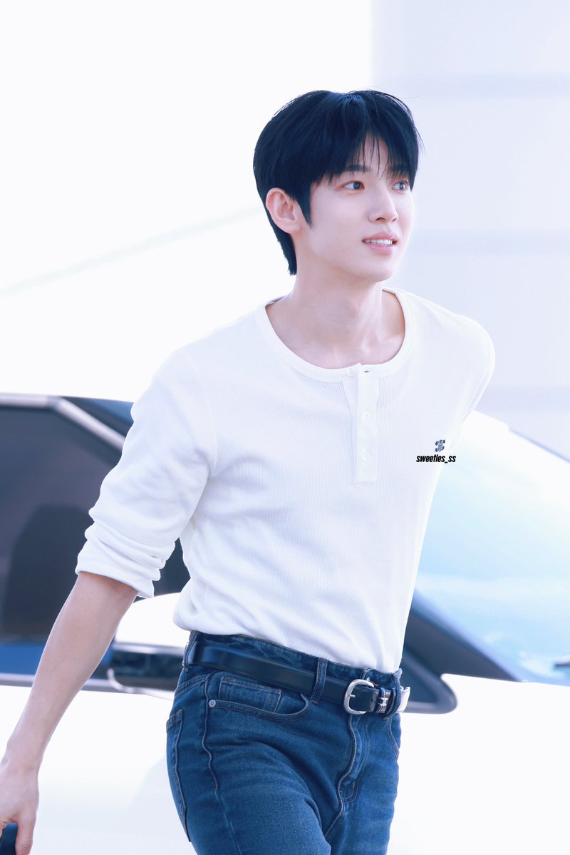 sweeties_ss's tweet photo. #parksiwoo #박시우
#朴时宇 #검사실의제안

260808 인천 출국 https://t.co/dtIghRuENx