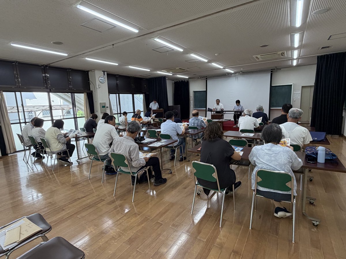 susumutorii's tweet photo. 本日は大久保学区青少協主催の防犯講習会に参加しました。連合会からは会長や防犯委員、地域の団体の方々などがご参加され、講師の宇治署の方のお話しにて、学習させて頂きました。#防犯講習会 #とりい進 #宇治市議会議員 https://t.co/2rYzobPl4P
