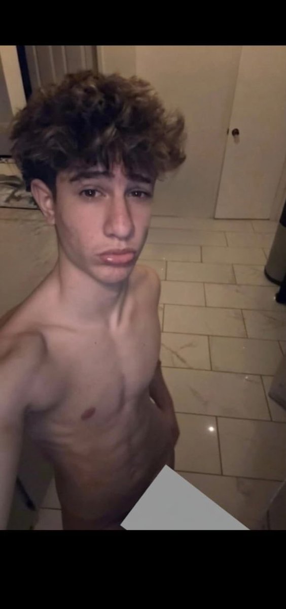 Benjisxbait's tweet photo. https://t.co/E4Bm8SUW3E https://t.co/eGBNRosKBQ