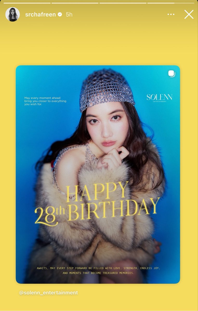 freeeeenky's tweet photo. HER CHOOSING YELLOW AS THE BACKGROUND (I checked and you have to manually do it to make it yellow) it’s very interesting https://t.co/B0cN6gnJku