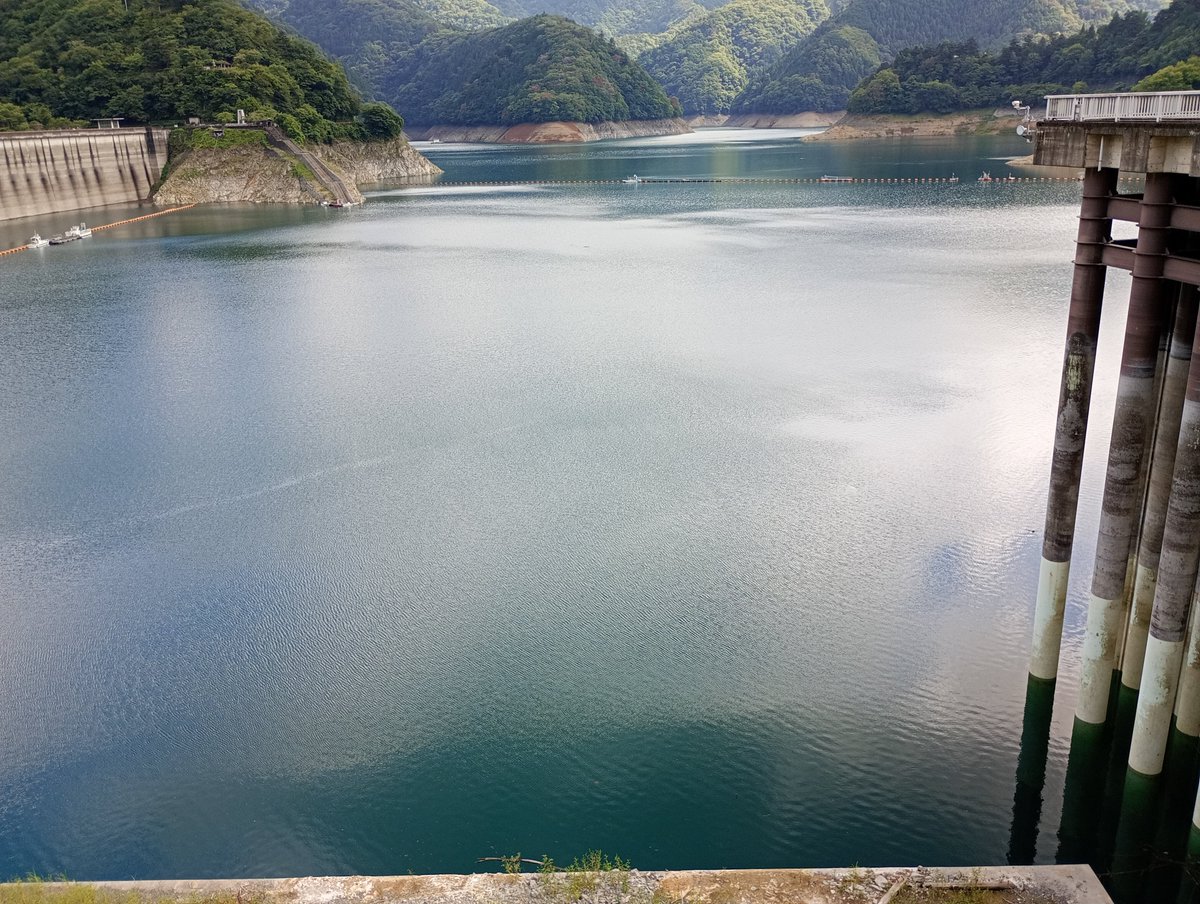 Noel_1st's tweet photo. 奥多摩湖到着！
初心者がクロスバイクで40キロとか無理だったw
山道ツラい https://t.co/yAbbE25IJy