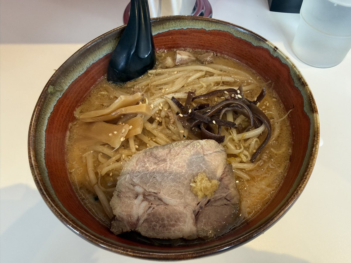 nmiyan's tweet photo. 麺家狼煙で狼の味噌、大を食らって来ましたよ。 https://t.co/0cSd6Td0nc