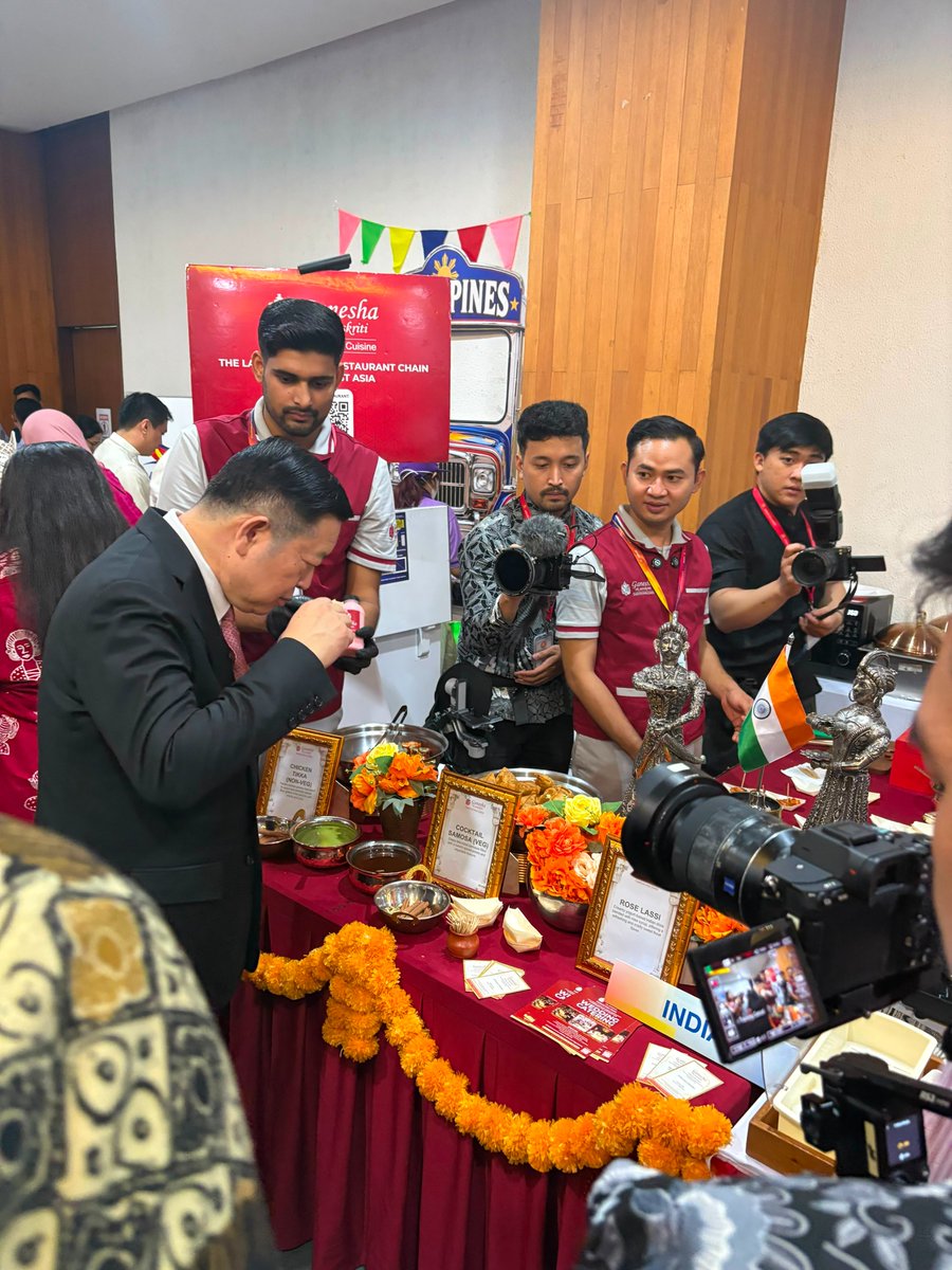 indiatoasean's tweet photo. Celebrating the #59thASEANDay 

India participated in ASEAN Food Festival 2026, organized by the ASEAN Women's Circle of Jakarta.

Happy 59th ASEAN Day!

🇧🇳🇰🇭🇮🇩🇱🇦🇲🇾🇲🇲🇵🇭🇸🇬🇹🇭🇹🇱🇻🇳

#AWCFoodFestival #ASEAN59
#IndiaASEAN 🇮🇳 

@ASEAN @MEAIndia
@IndianDiplomacy 
@mygovindia https://t.co/wb7VKXBtq0