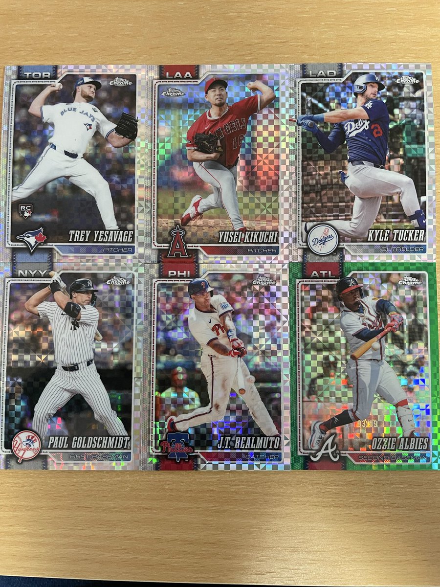 DreamingGinger5's tweet photo. 2026 Topps Chrome Baseball Mega Box
1BOX開封
今回は店長さん@BROTHERS_KAZU のとこで買えました！
Autoとレアインサート狙ってでしたが出ず。
けど、村上宗隆のベースがあったので良かったです！
シリアルでOZZIE ALBIESもありました！ https://t.co/LxDgf8nay8