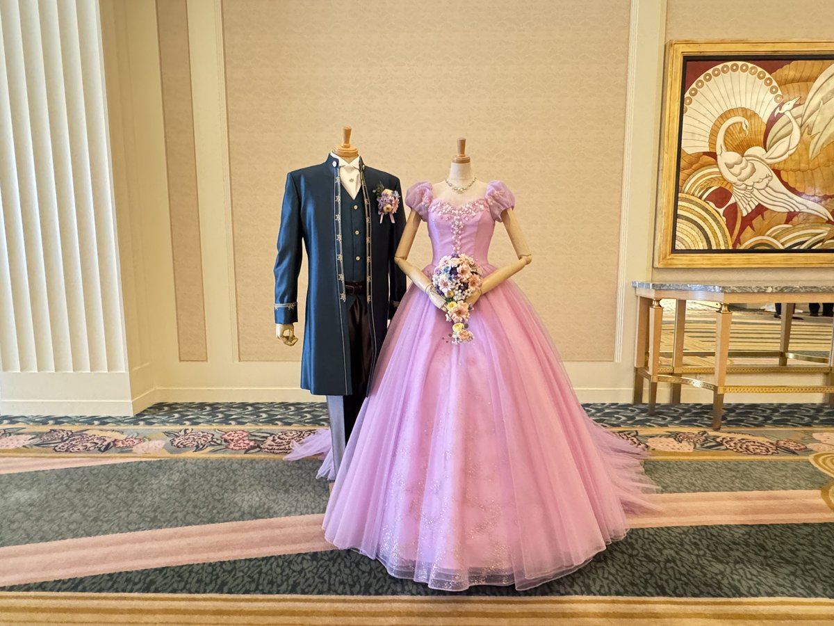 KENICHI1969WIN's tweet photo. 結婚式で着る衣装たち、私は美女と野獣の衣装を着ましたが、やはり素敵です✨

#ディズニー
#アンバサダーホテル https://t.co/9emt8PmlFV