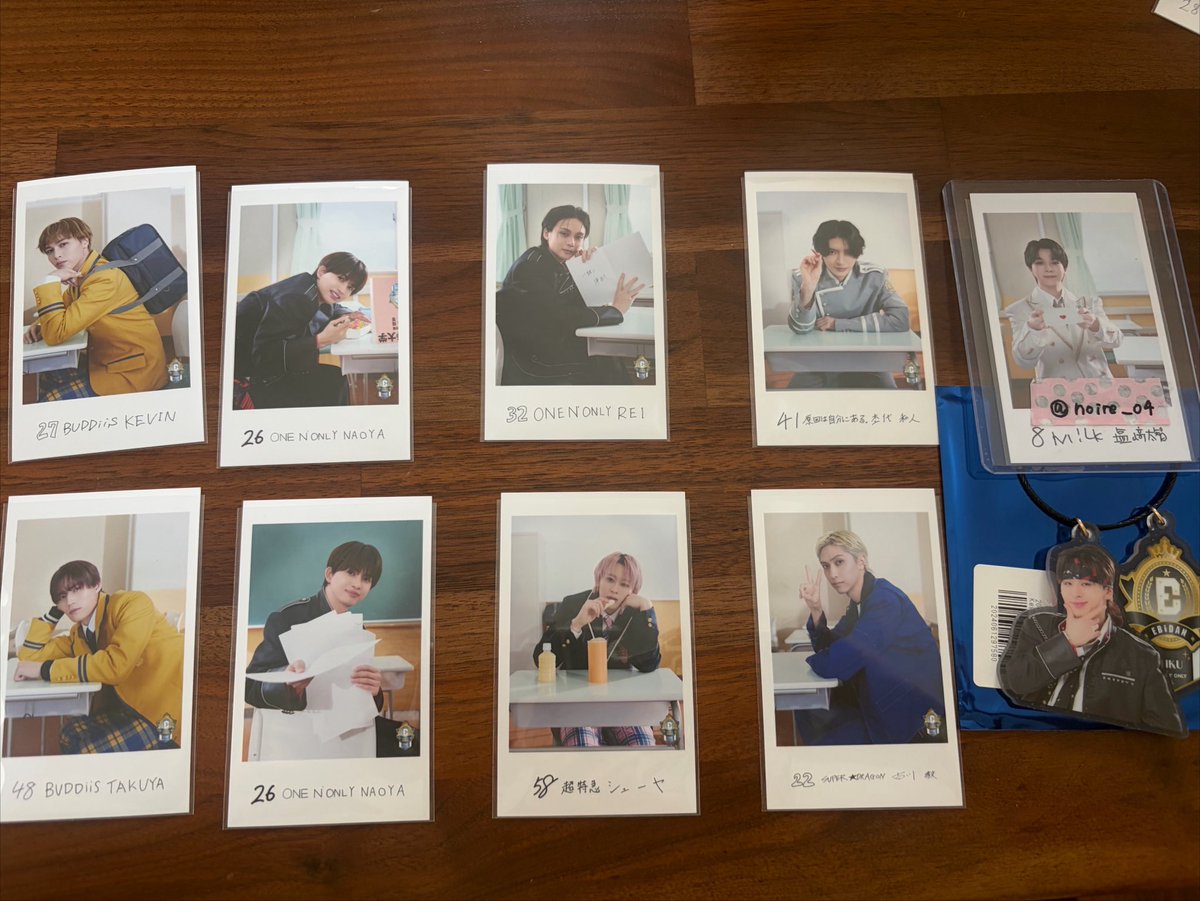 noire_o4's tweet photo. EBiDAN THE LIVE 2026 15th Anniversary エビライ 交換
・アクリルキーホルダー
譲：EIKE
求：塩﨑太智
【ミニフォト】
譲：下の写真⬇️
(KEVIN TAKUYA NAOYA REI シューヤ 
杢代和人  古川毅)
求：塩﨑太智(右・後＞前・左)
        長野凌大(前・右・左＞後)
郵送希望です✨️お気軽にご連絡ください https://t.co/tybMo4BP65