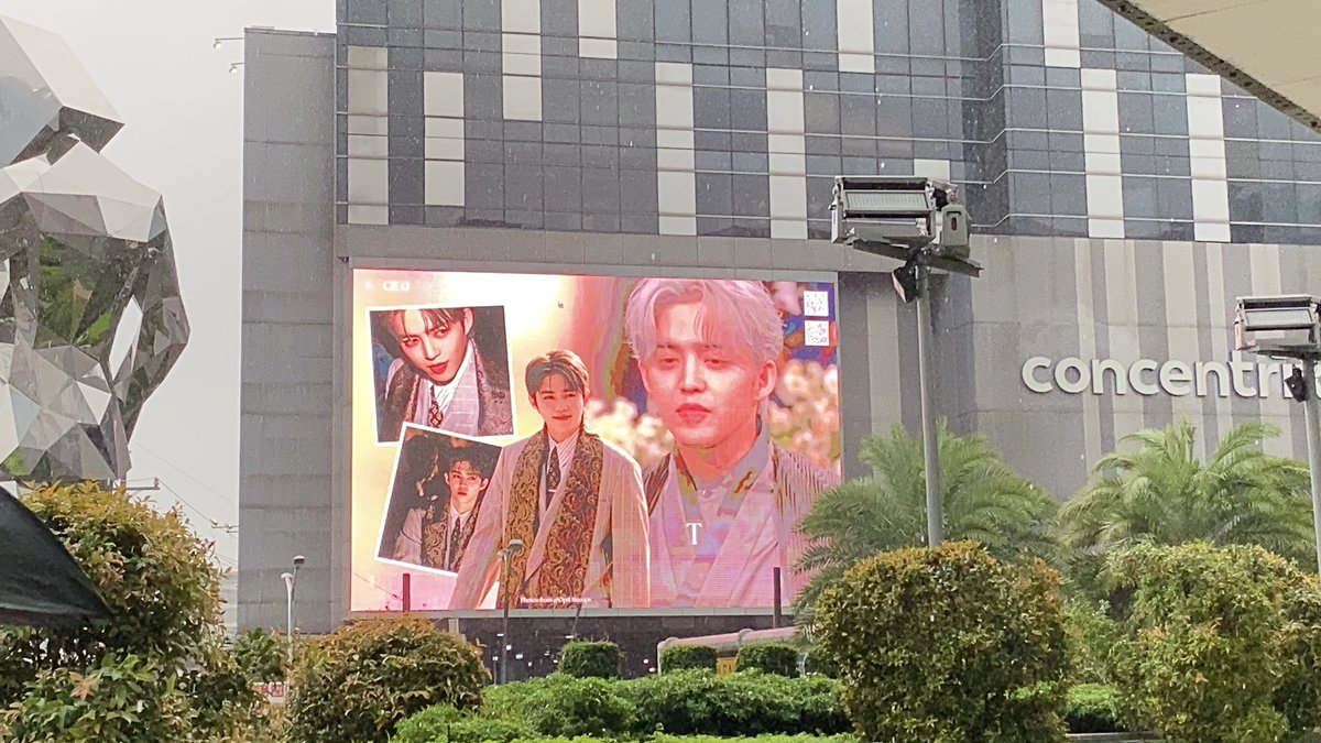 haoruride's tweet photo. 🍒❤️
happy birthday scoups! 

@CJCY_1995 @1zerozero4 https://t.co/rPAq1cslSo