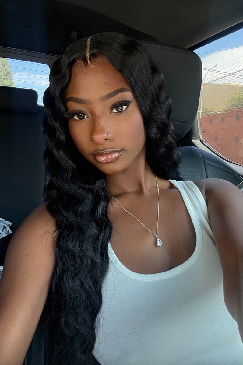 ItsTrinityOnly's tweet photo. Stunning 🦌🛍️🍭📸🧸 https://t.co/Hvae8PDw3M